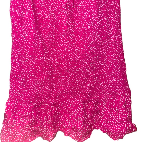 Jessica Simpson dress Medium size (stretchy)color pink with white touches - Picture 2 of 4
